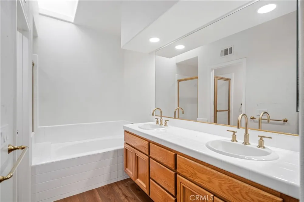 24526 Windsor Drive #A Valencia, CA 91355