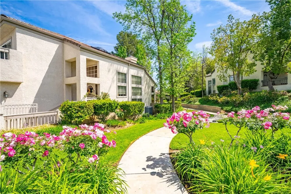 24526 Windsor Drive #A Valencia, CA 91355