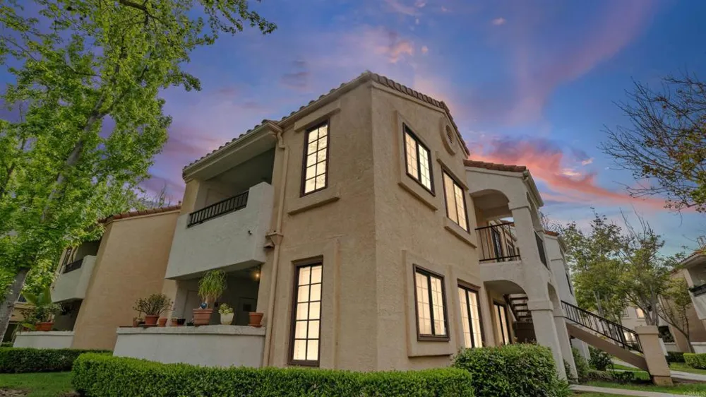 10684 Dabney Drive #106 San Diego, CA 92126