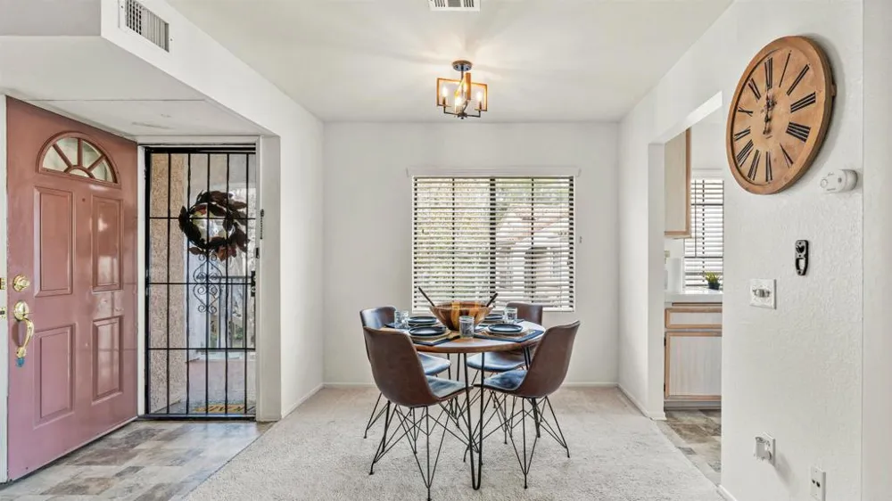 10684 Dabney Drive #106 San Diego, CA 92126