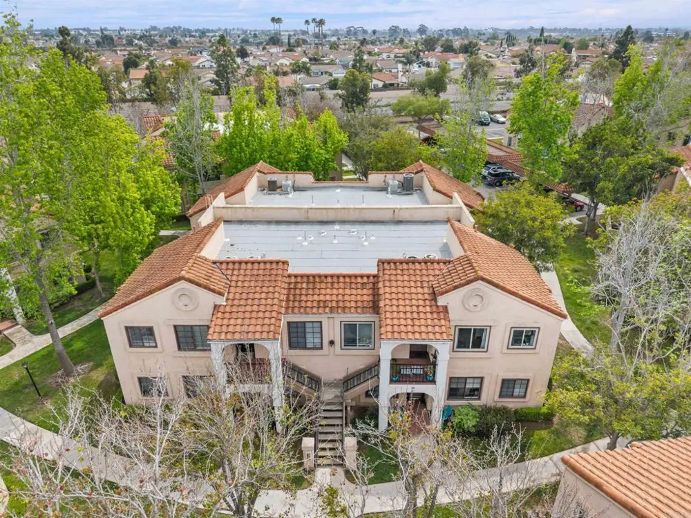 10684 Dabney Drive #106 San Diego, CA 92126