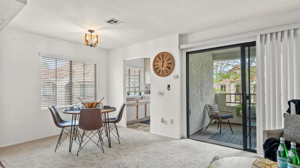 10684 Dabney Drive #106 San Diego, CA 92126