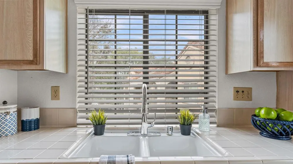 10684 Dabney Drive #106 San Diego, CA 92126