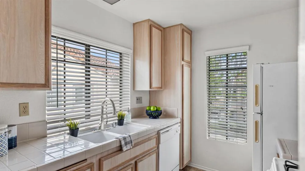 10684 Dabney Drive #106 San Diego, CA 92126