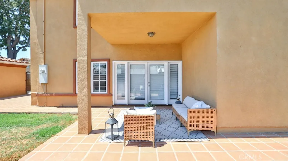 4704 E Centralia Street Long Beach, CA 90808