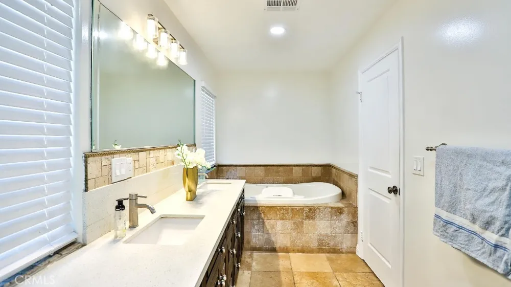4704 E Centralia Street Long Beach, CA 90808