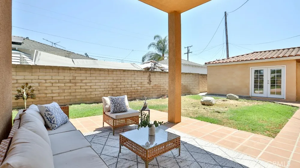 4704 E Centralia Street Long Beach, CA 90808