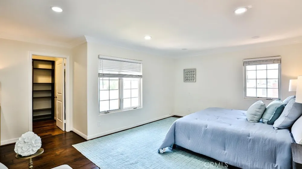 4704 E Centralia Street Long Beach, CA 90808