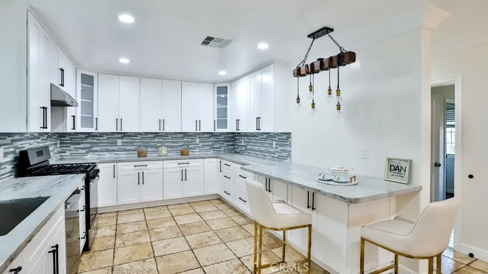 4704 E Centralia Street Long Beach, CA 90808