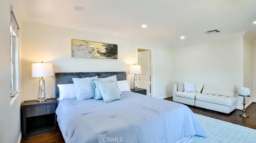 4704 E Centralia Street Long Beach, CA 90808
