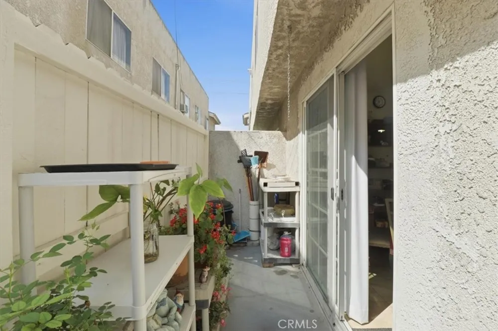 9146 Tobias Avenue #4 Panorama City, CA 91402