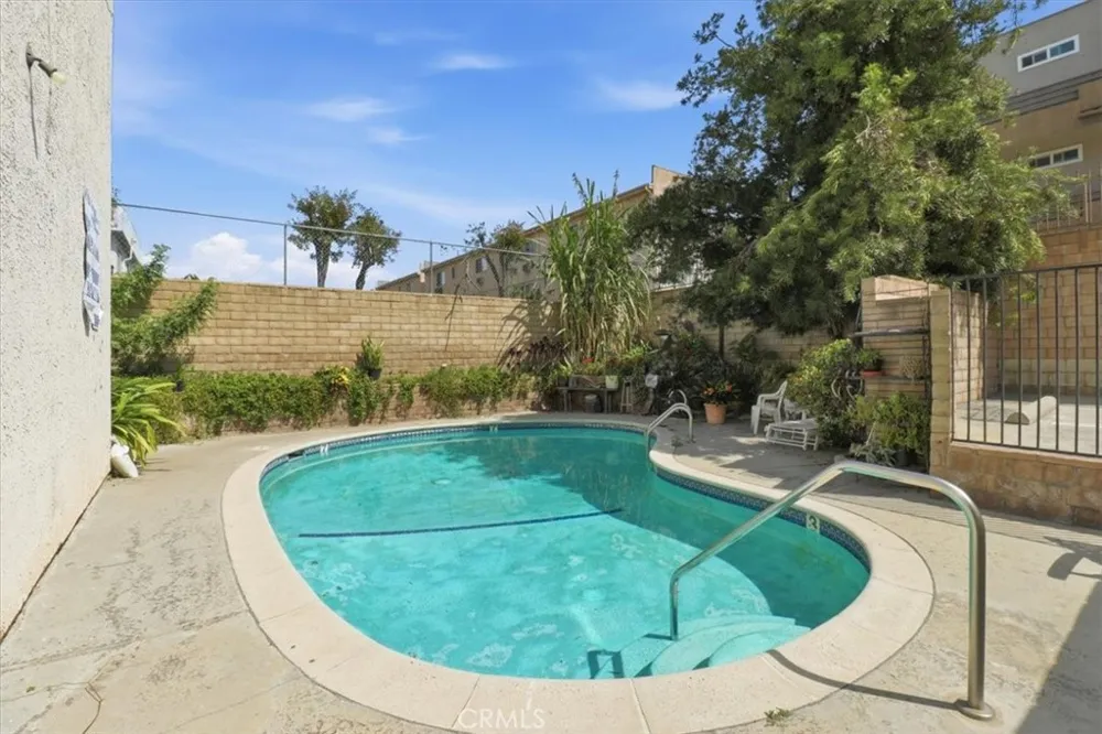 9146 Tobias Avenue #4 Panorama City, CA 91402