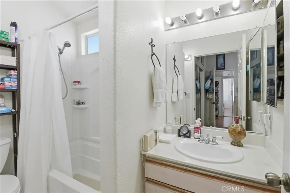 9146 Tobias Avenue #4 Panorama City, CA 91402