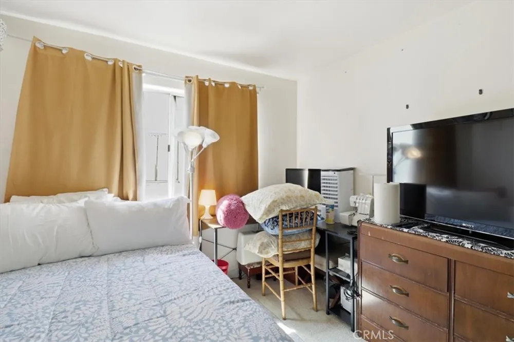 9146 Tobias Avenue #4 Panorama City, CA 91402