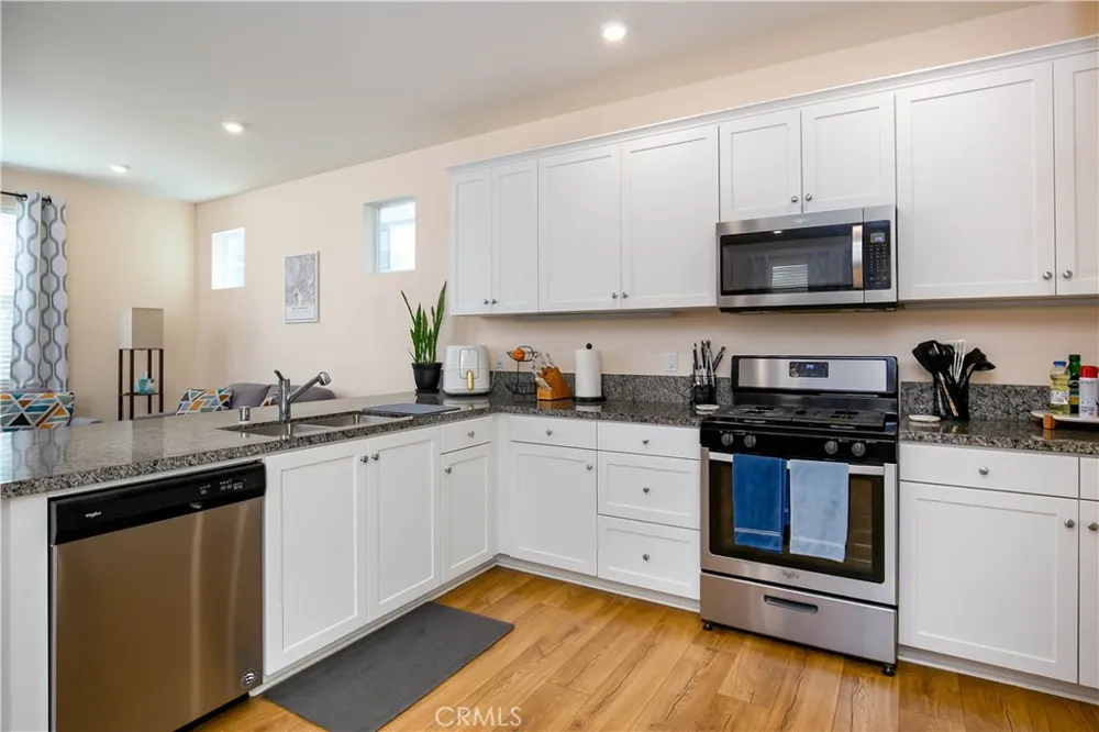 240 Natural Bridge Palmdale, CA 93551