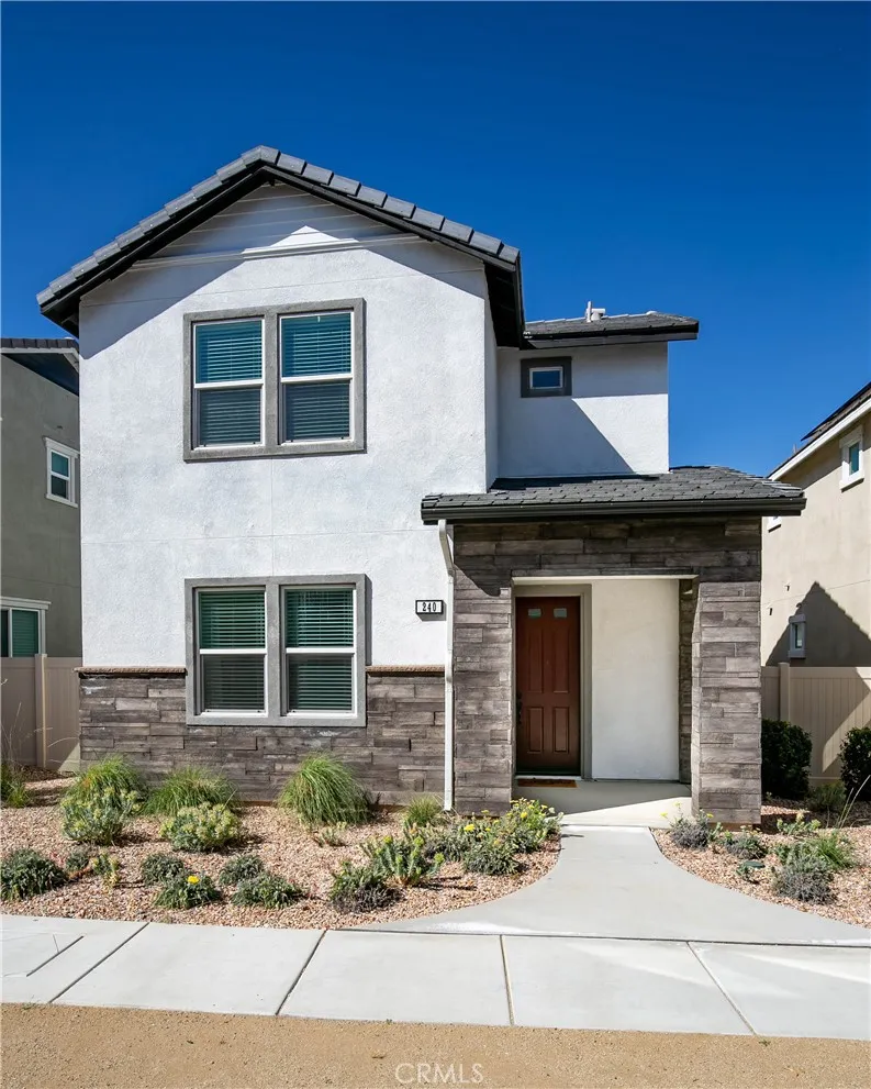 240 Natural Bridge Palmdale, CA 93551