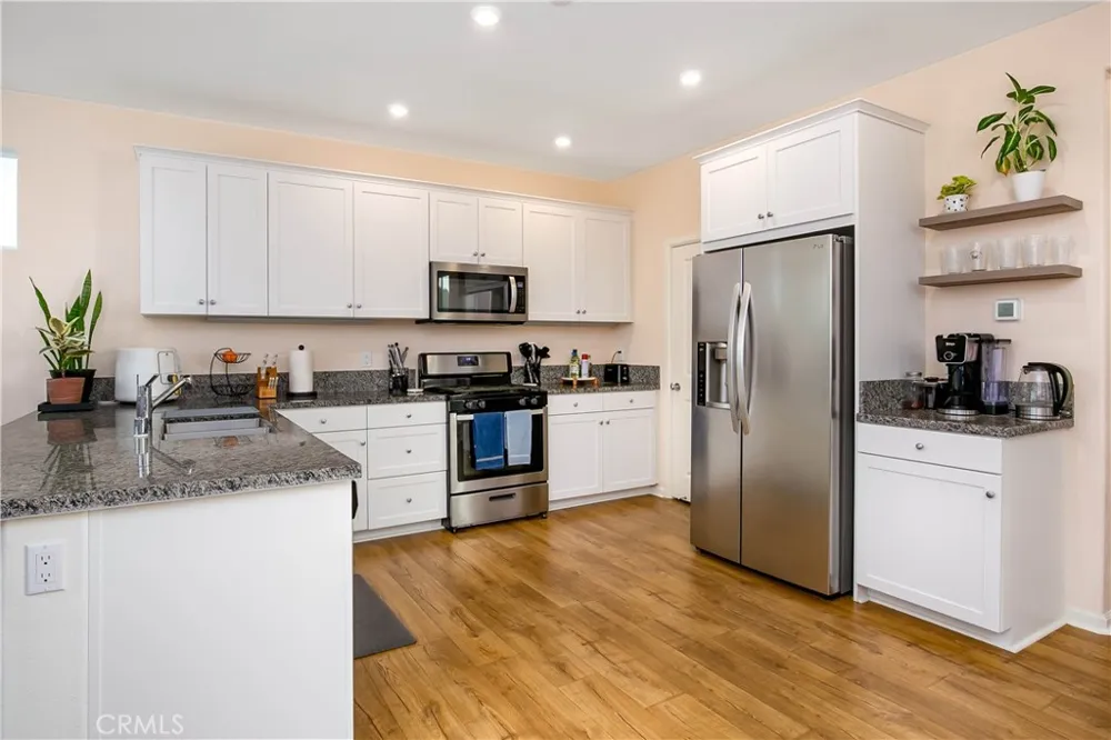 240 Natural Bridge Palmdale, CA 93551