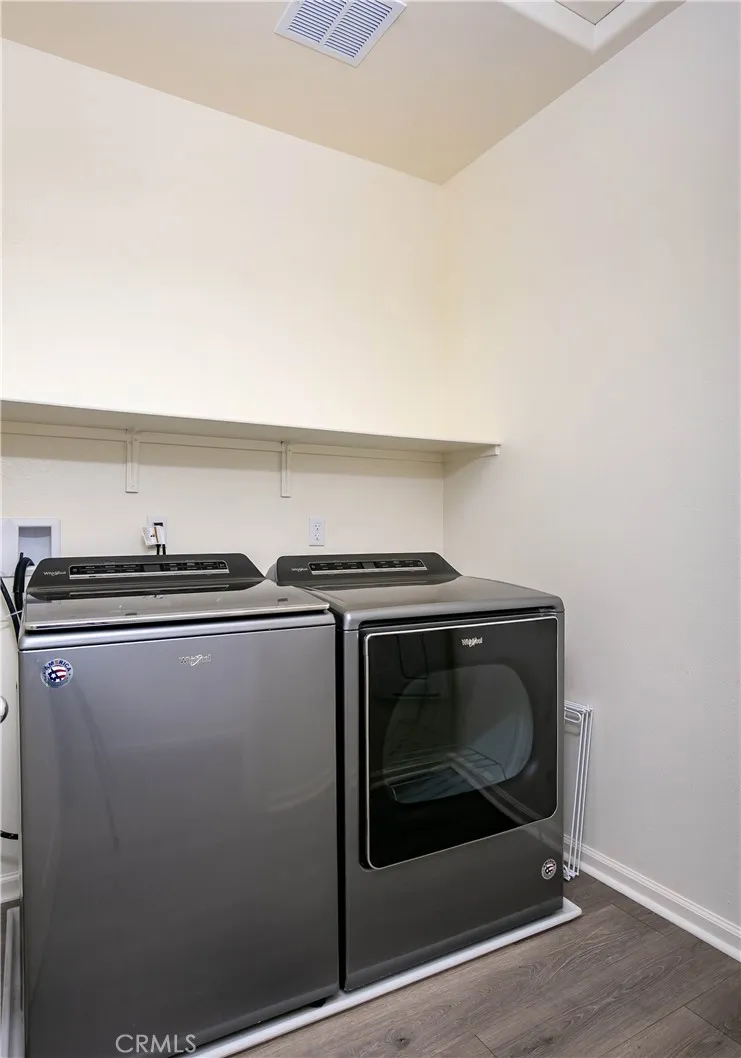 240 Natural Bridge Palmdale, CA 93551