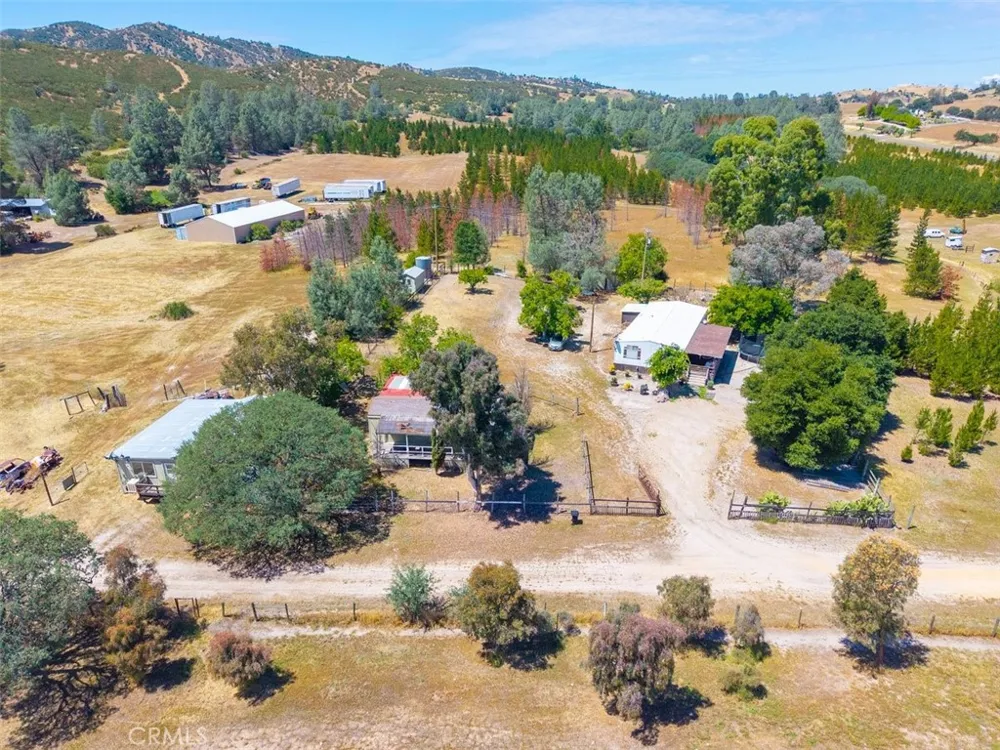 705 Calf Canyon Creston, CA 93432