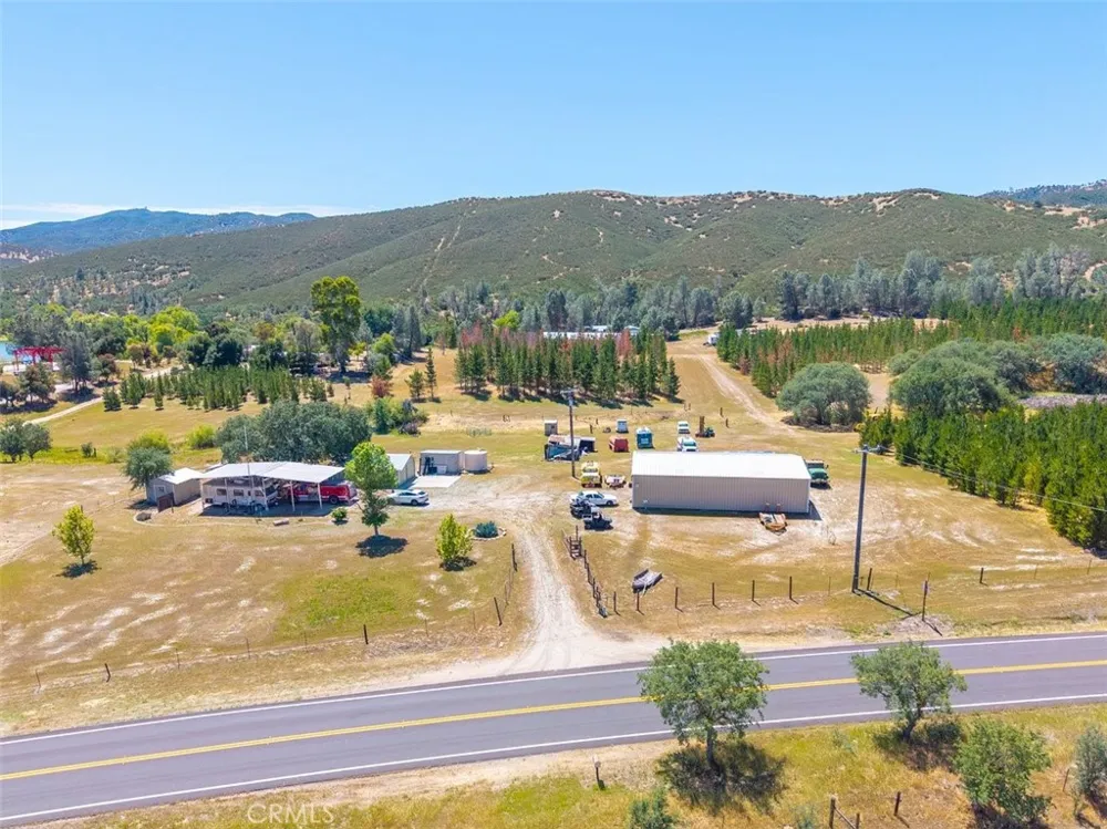 705 Calf Canyon Creston, CA 93432