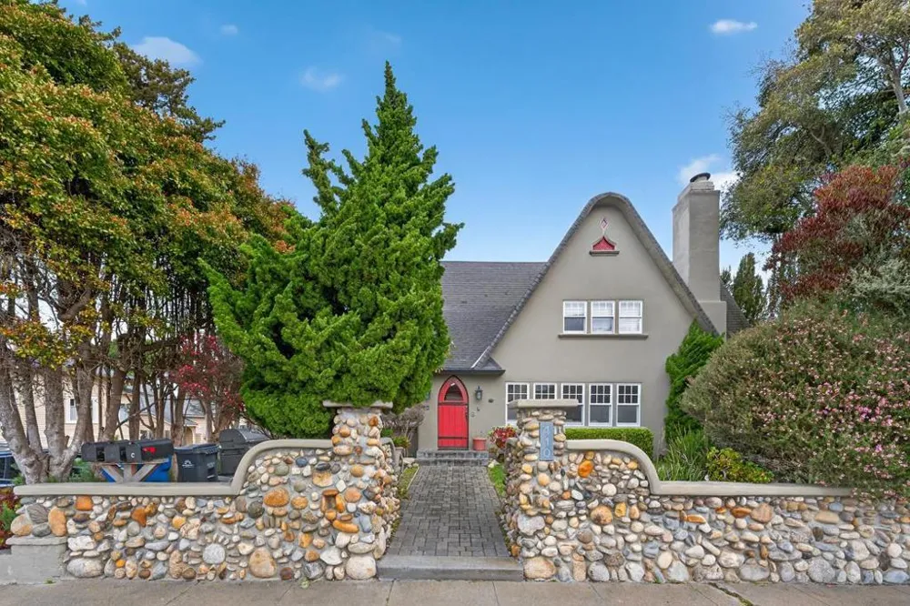 410 Pine Avenue Pacific Grove, CA 93950
