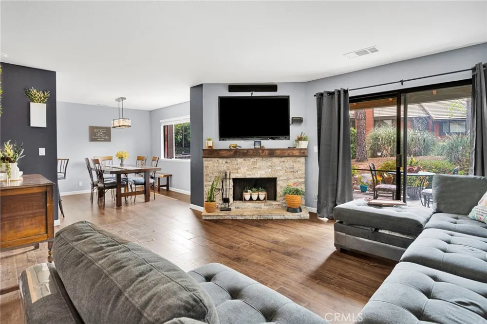 152 Cedar Creek San Dimas, CA 91773