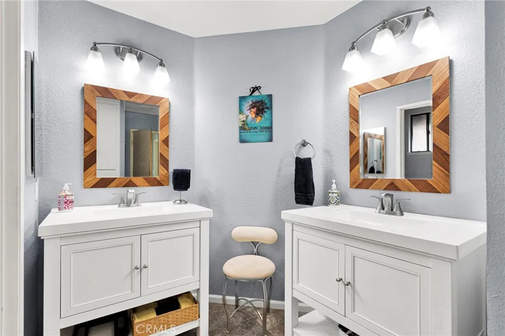 152 Cedar Creek San Dimas, CA 91773