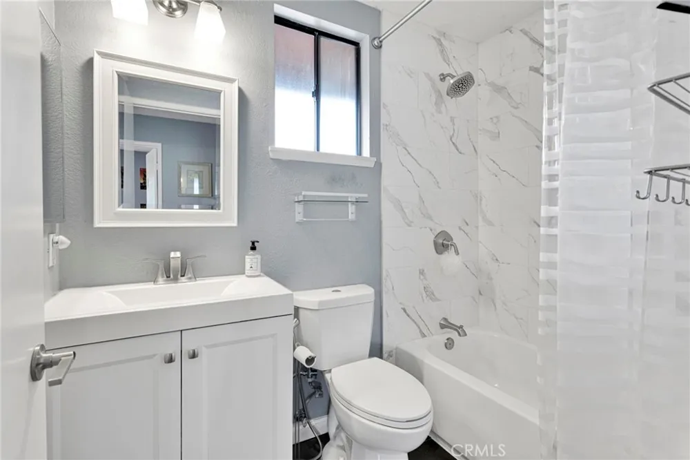 152 Cedar Creek San Dimas, CA 91773