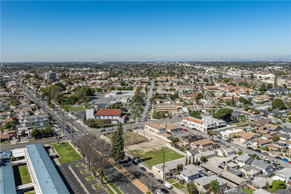 12209 Rosecrans Avenue Norwalk, CA 90650