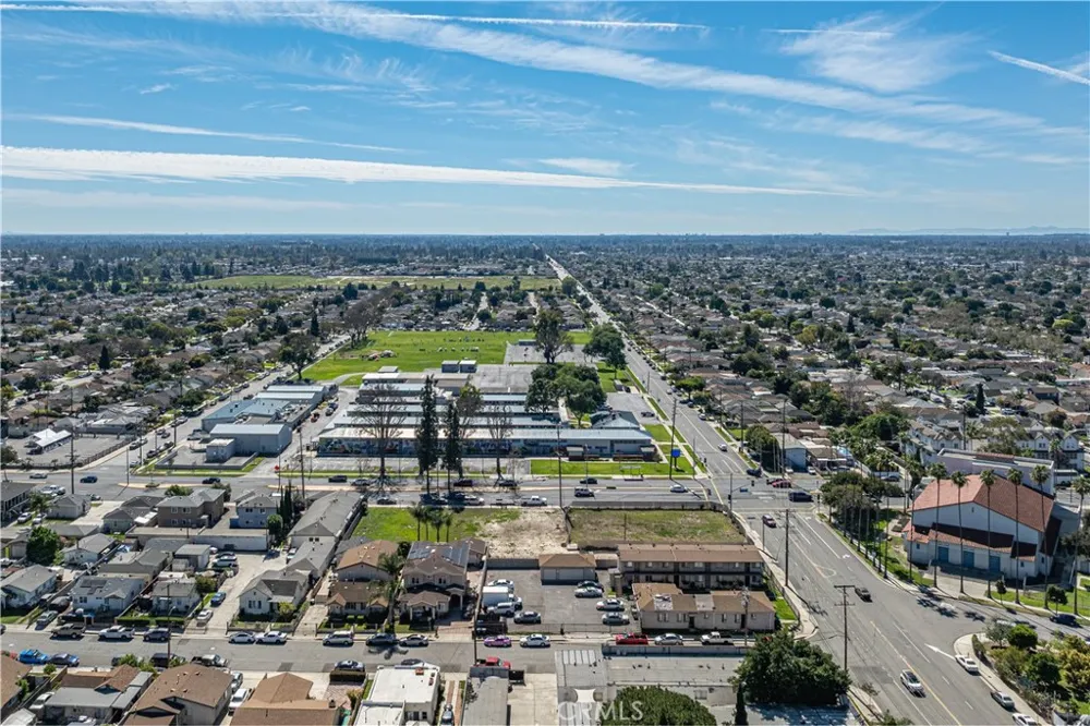 12209 Rosecrans Avenue Norwalk, CA 90650