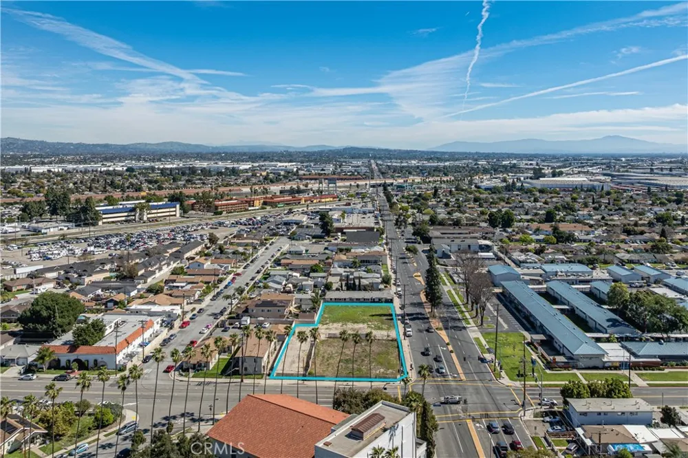 12209 Rosecrans Avenue Norwalk, CA 90650