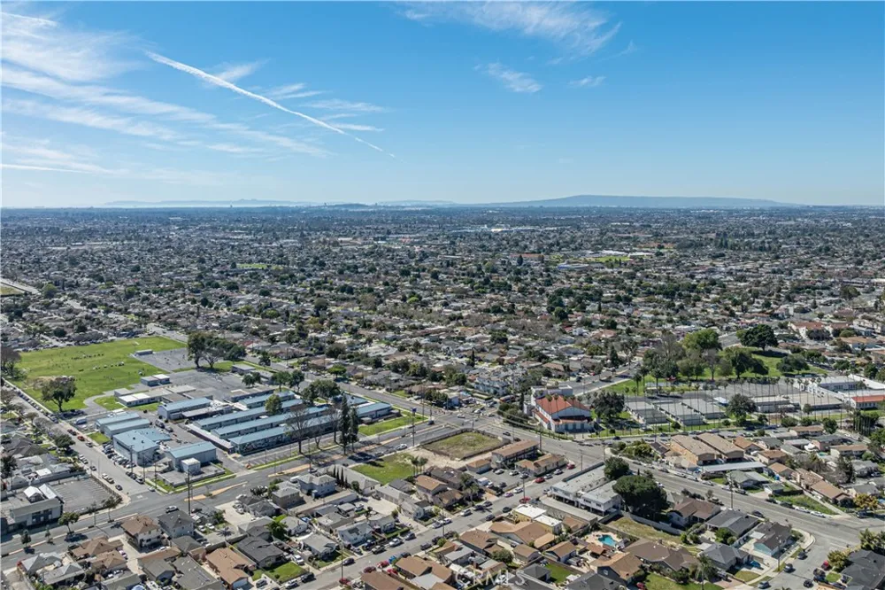 12209 Rosecrans Avenue Norwalk, CA 90650