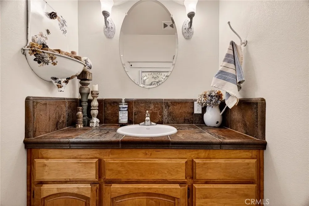 7680 Walsh Smartsville, CA 95977