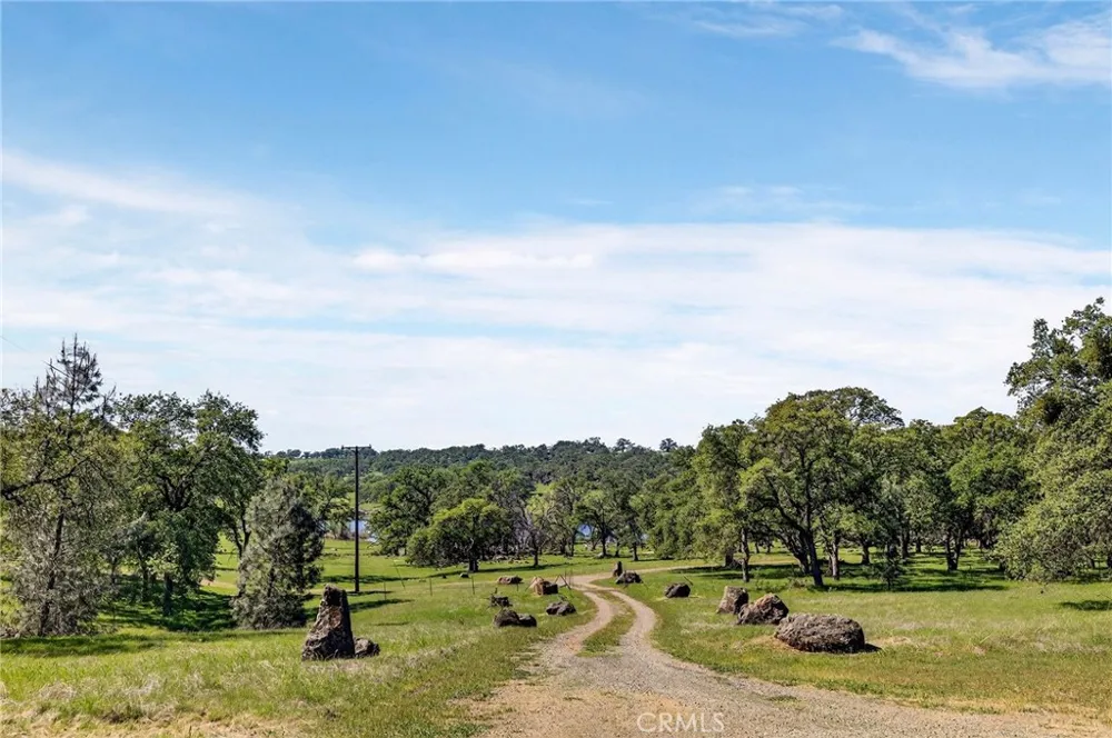 7680 Walsh Smartsville, CA 95977