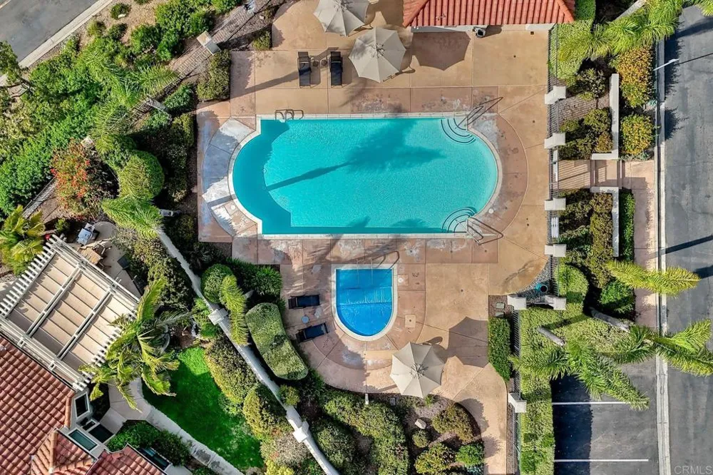 28758 Vista Valley Dr Vista, CA 92084