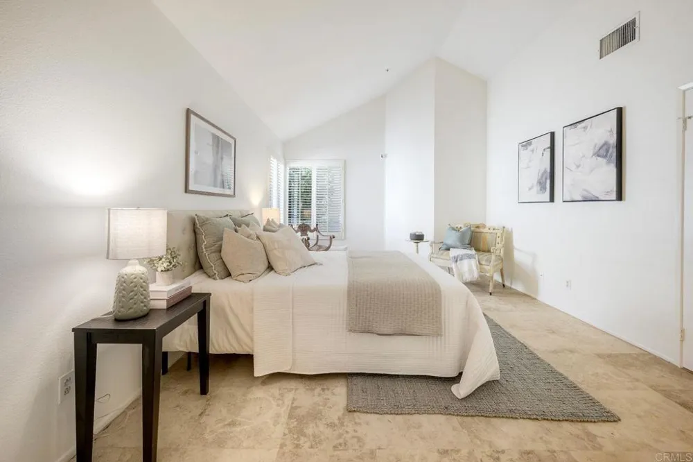 28758 Vista Valley Dr Vista, CA 92084