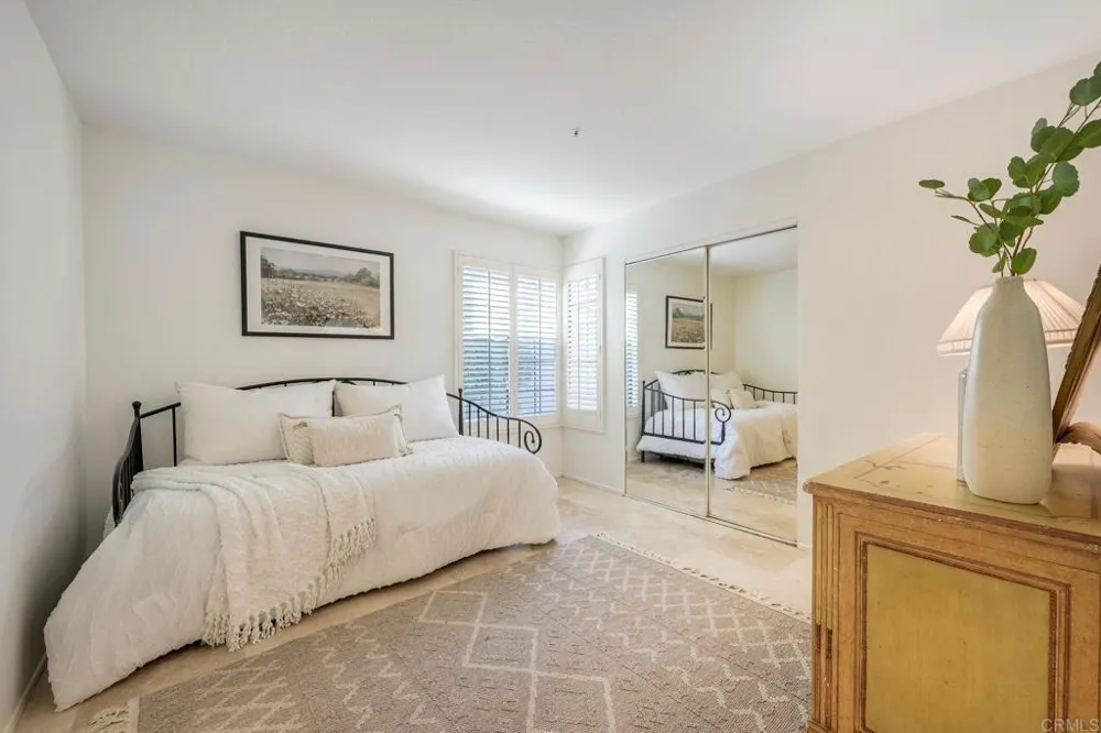 28758 Vista Valley Dr Vista, CA 92084
