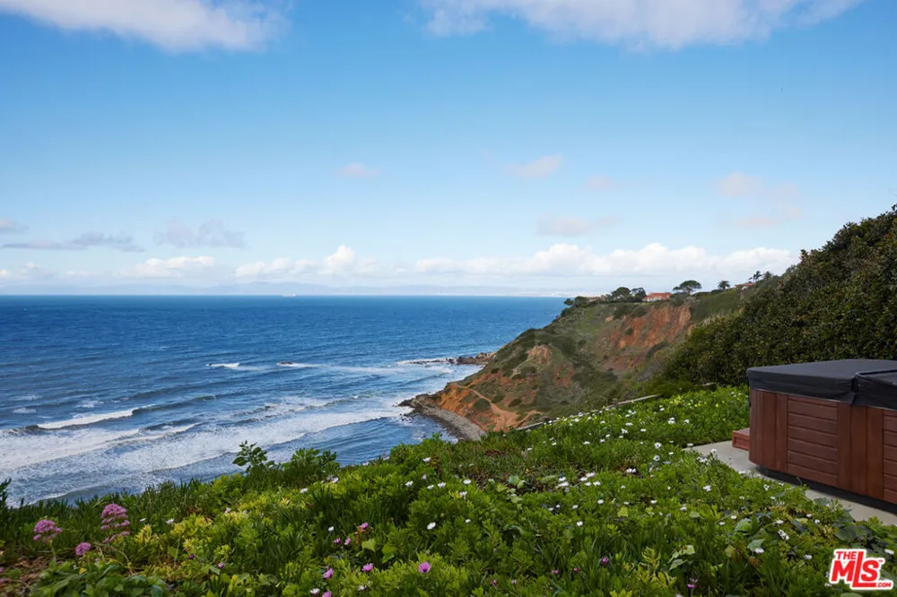 1115 Palos Verdes Drive Palos Verdes Estates, CA 90274