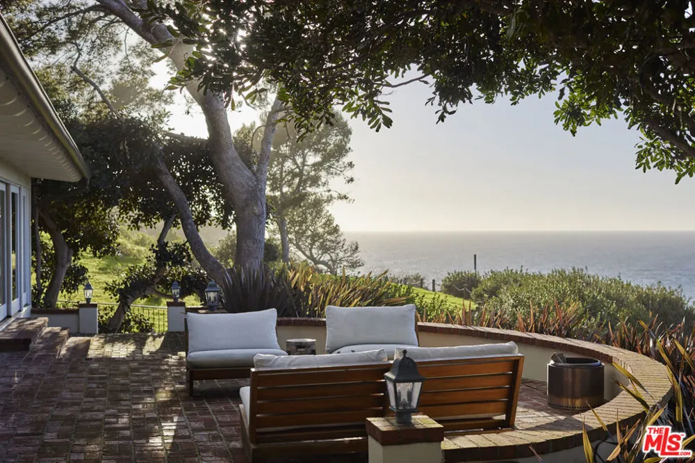 1115 Palos Verdes Drive Palos Verdes Estates, CA 90274