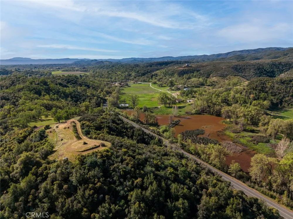 5250 Scotts Valley Lakeport, CA 95453