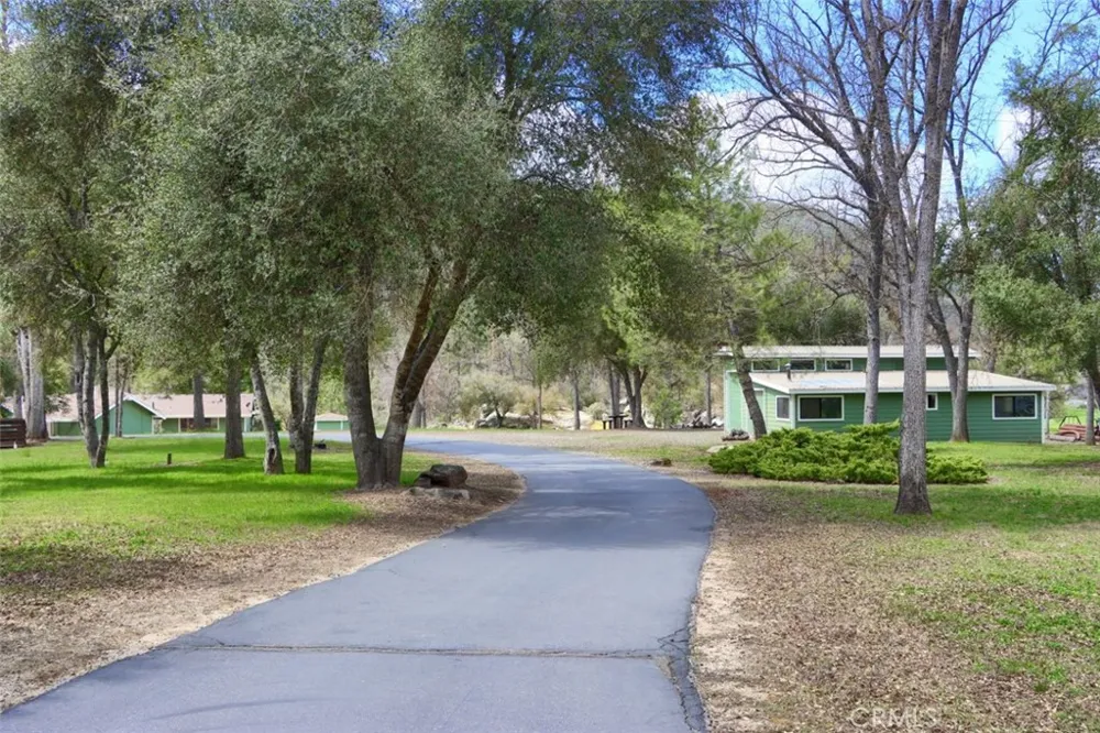 40957 Shandee Lane Ahwahnee, CA 93601