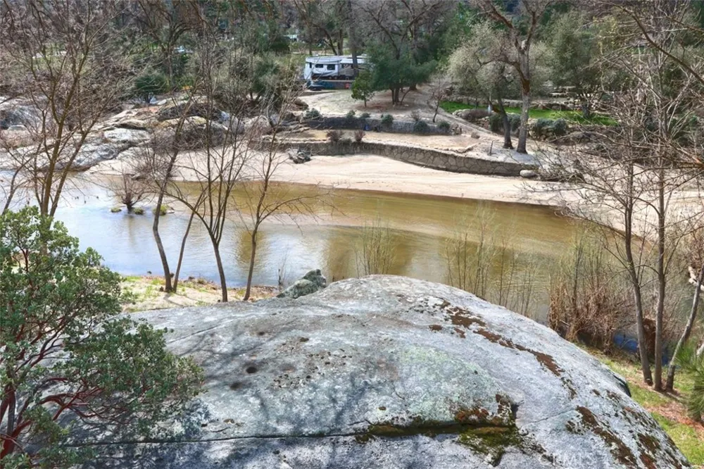 40957 Shandee Lane Ahwahnee, CA 93601