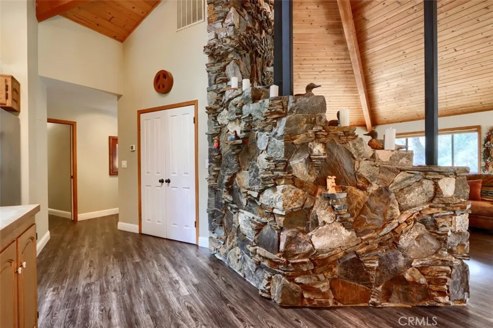 40957 Shandee Lane Ahwahnee, CA 93601