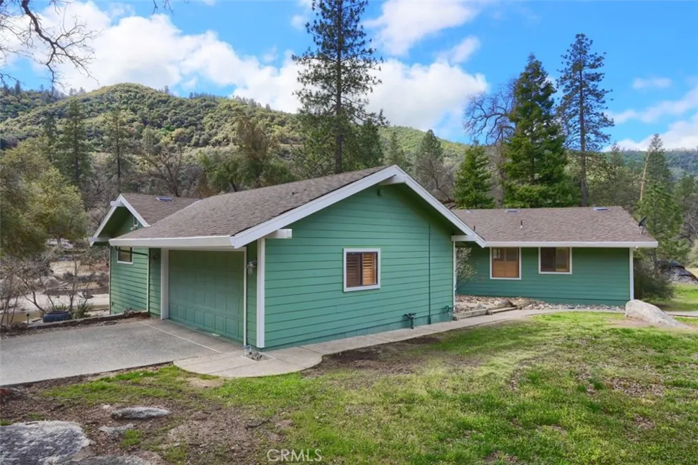 40957 Shandee Lane Ahwahnee, CA 93601