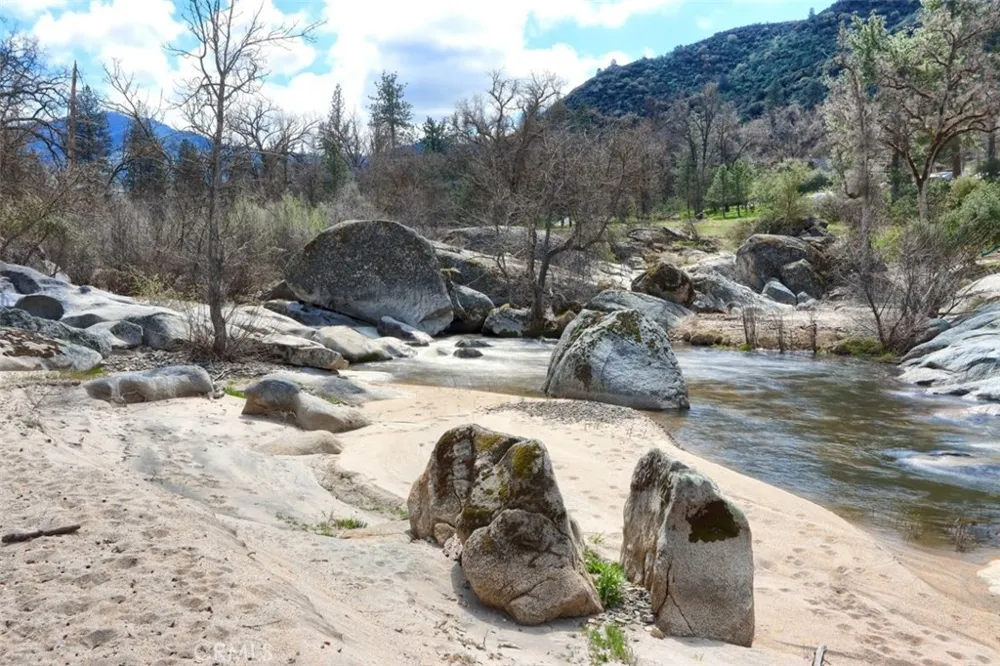 40957 Shandee Lane Ahwahnee, CA 93601