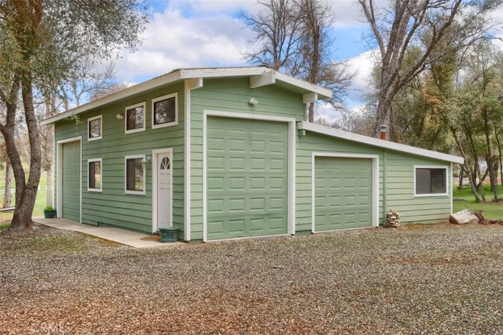 40957 Shandee Lane Ahwahnee, CA 93601