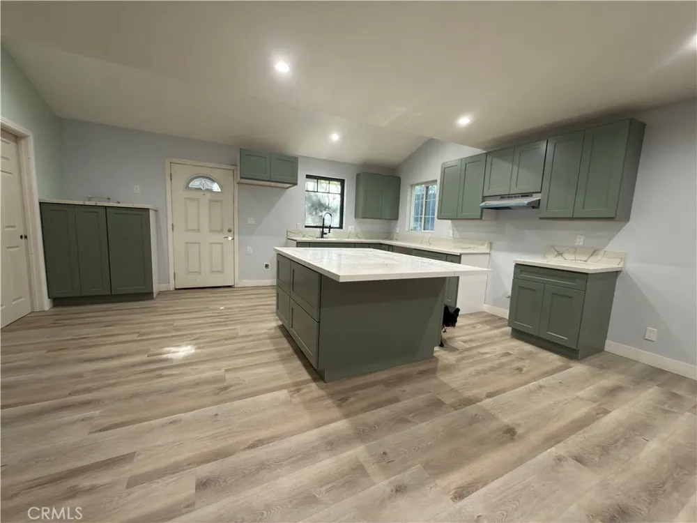 705 Clubhouse Twin Peaks, CA 92391