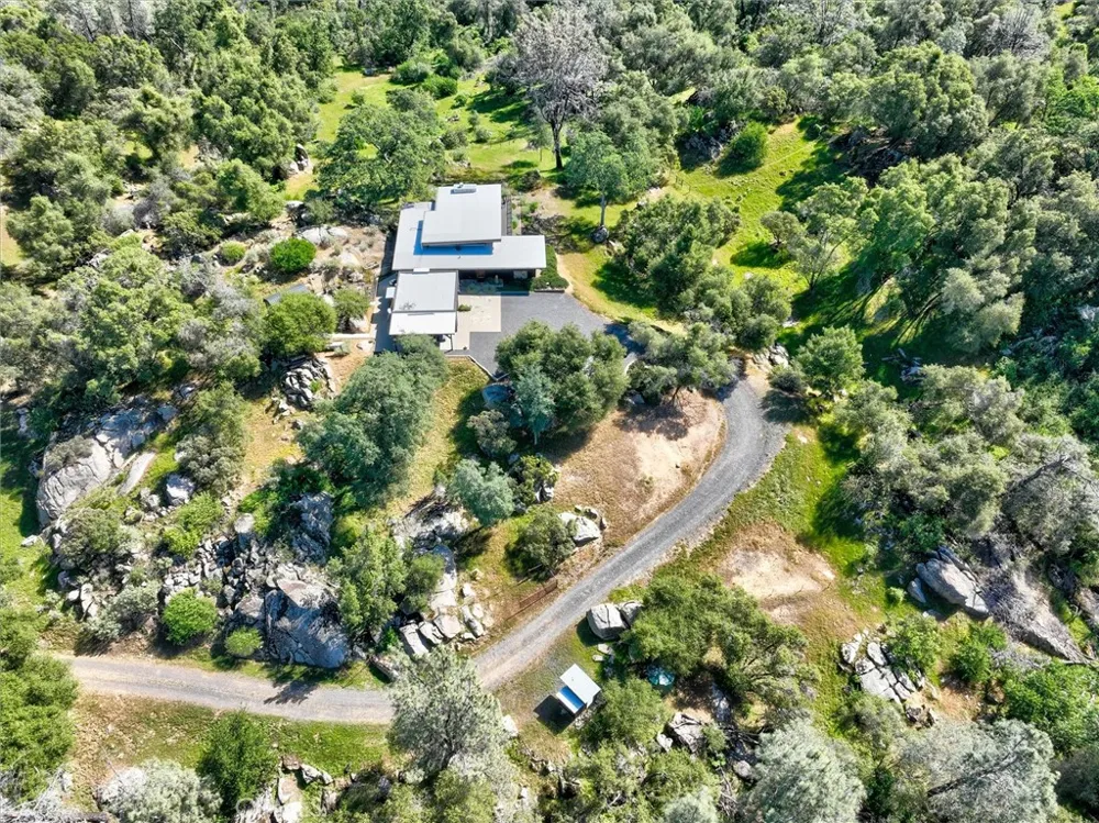 3954 Silver Bar Mariposa, CA 95338