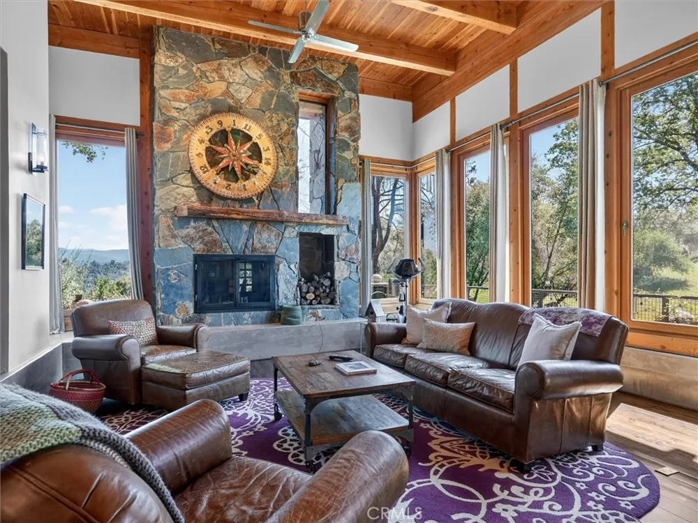 3954 Silver Bar Mariposa, CA 95338