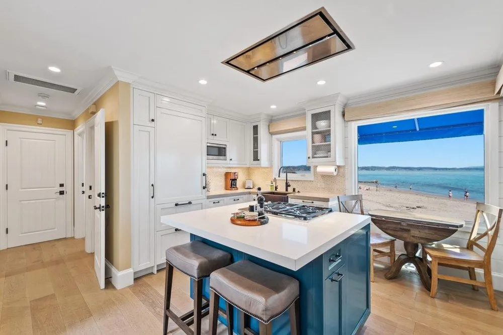 1500 Wharf Road #22 Capitola, CA 95010